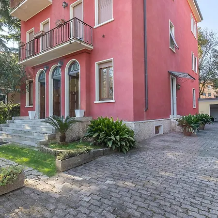 Bastioni Apartment *